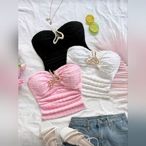 Soleia 3 PcsWavy Knit Texture Hollow Heart Metal Buckle Decor Fitted Cropped Top